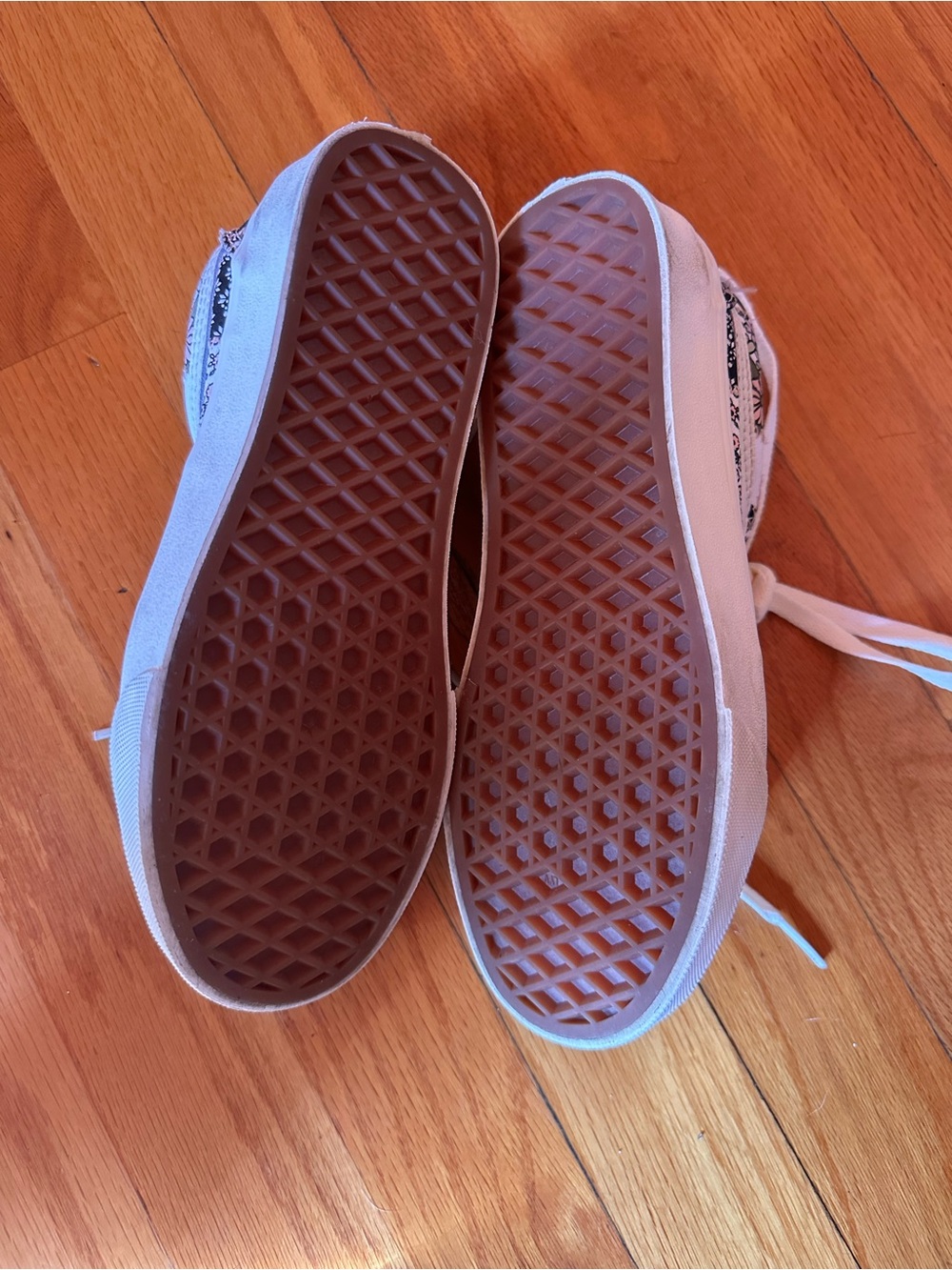 Vans Floral Patchwork Sneakers in Pink and Black - Picture 2 of 3